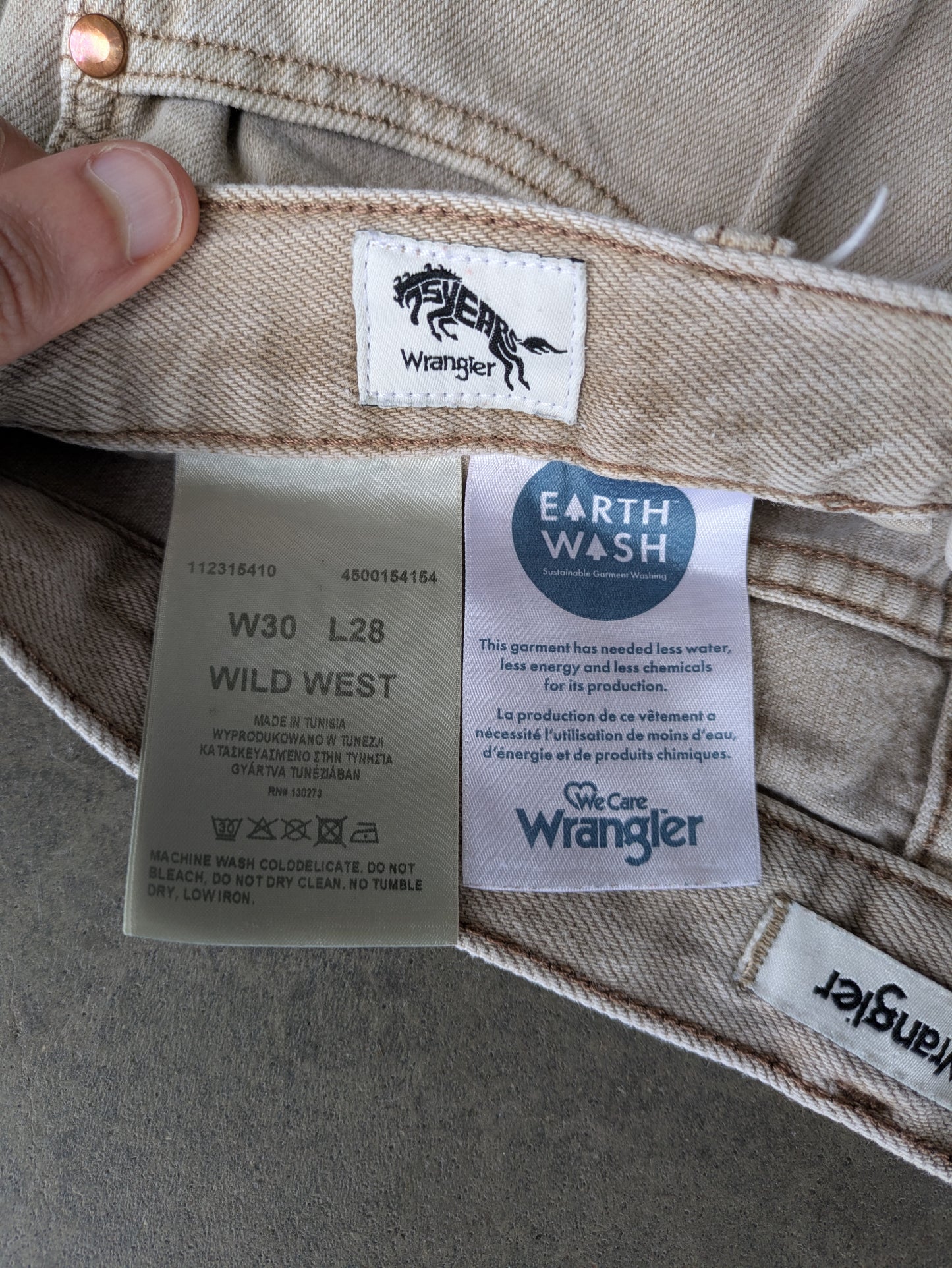 Wrangler Earth Wash Jeans