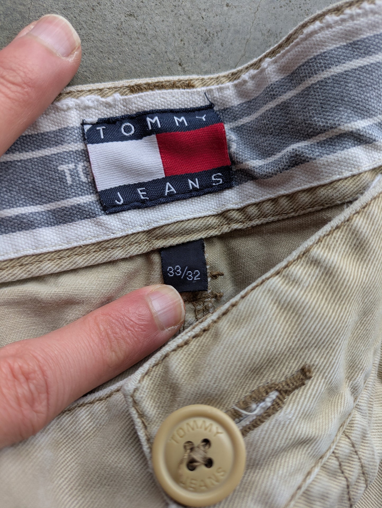 VTG Tommy Hilfiger Khaki Cargo Pants Sz 33/32