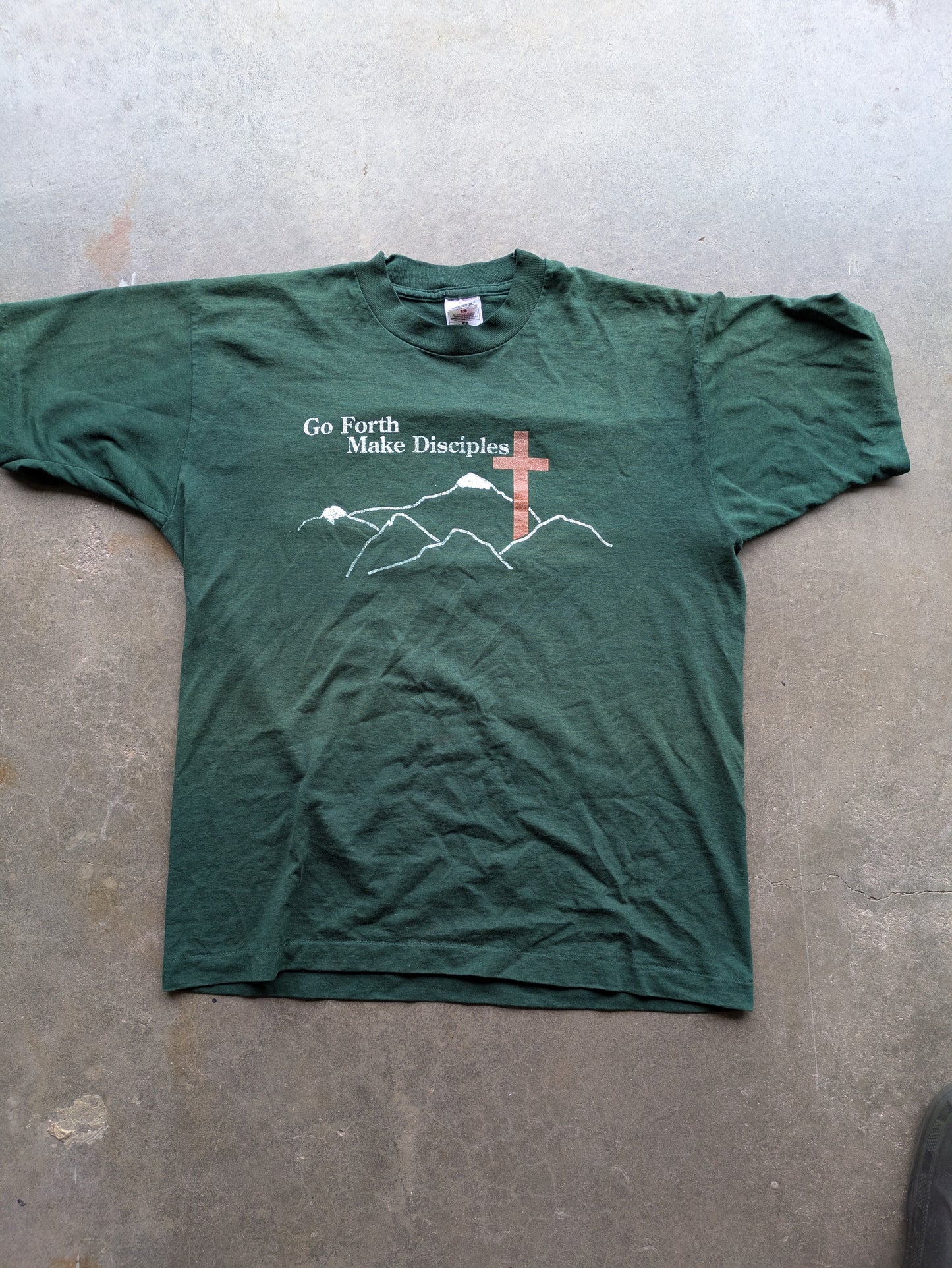 VTG "Go and Make Disciples" Jesus Shirt Size L